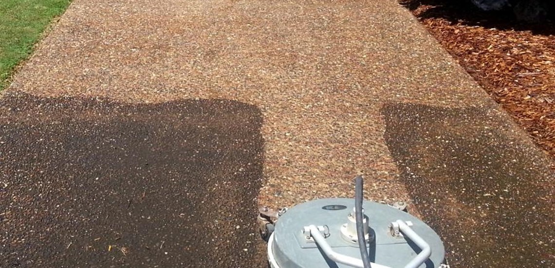 pressure cleaning of pavers in Bundaberg